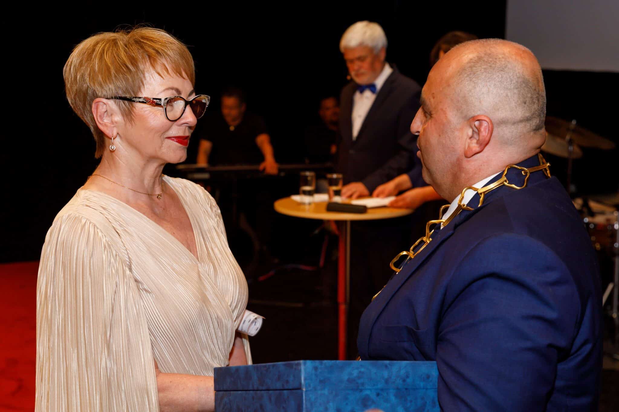 MUDr. Anna Jolšvaiová skladateľka a spevákka, nositeľka Zlatého Quirina 2025
